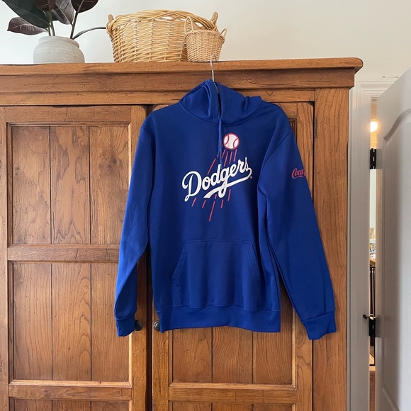 Vintage Dodgers hoodie-pet and smoke free home - Picture 2 of 5
